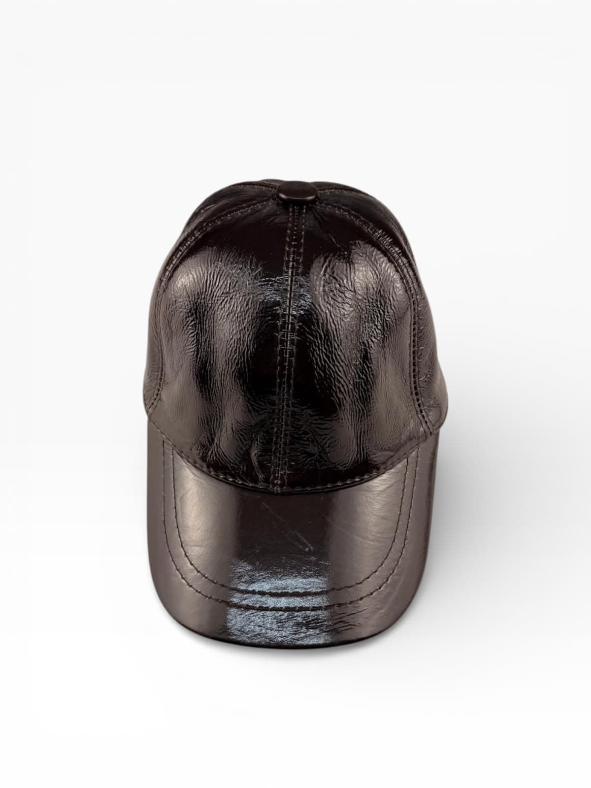 Final Inspection — ILHAN leather craftsmanship