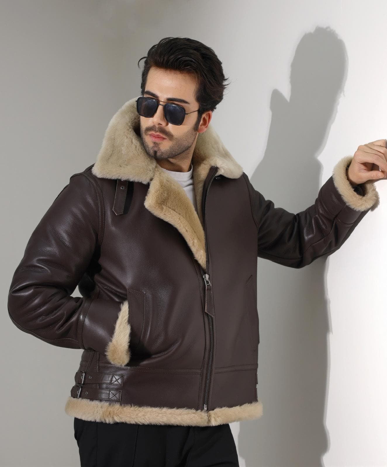 ILHAN atelier and leather craft — moment 3